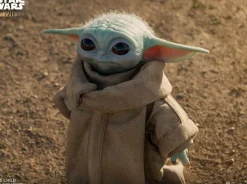 Star Wars: The Mandalorian - The Child (Baby Yoda) 1:1 Scale Life-Size Statue
