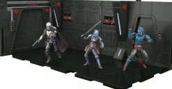 Star Wars: The Mandalorian - Moff Gideon’s Imperial Light Cruiser Hallway with Mandalorian Privateer Vintage Collection Kenner 3.75