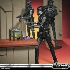 Star Wars: The Mandalorian - Nevarro Cantina with Imperial Death Trooper (Nevarro) Vintage Collection 3.75” Scale Action Figure Diorama Playset