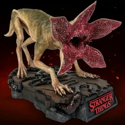 Stranger Things - Demodog 1/4th Scale Statue