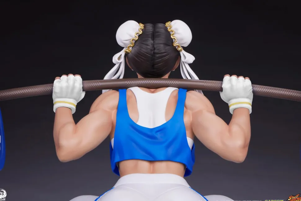 Street Fighter - Chun-Li Powerlifting 1/4 Scale Statue