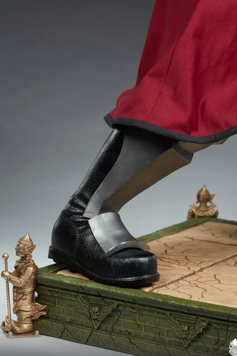 Street Fighter V - M. Bison 1/3 Scale Statue