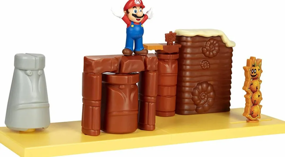 Super Mario - Desert World of Nintendo 2.5” Scale Action Figure Playset