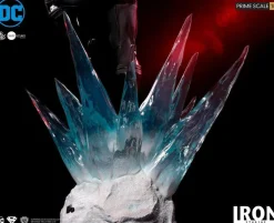 Superman - Black Suit Superman 1/3 Scale Statue by Ivan Reis