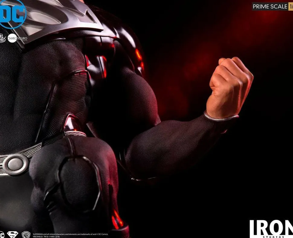 Superman - Black Suit Superman 1/3 Scale Statue by Ivan Reis