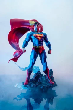 Superman - John Byrne's Superman 1/8th Scale PVC Statue