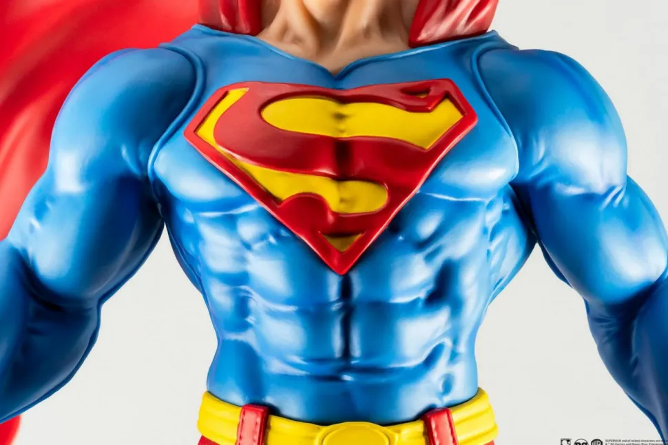 Superman - John Byrne's Superman 1/8th Scale PVC Statue