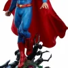 Superman - Superman Premium Format Statue