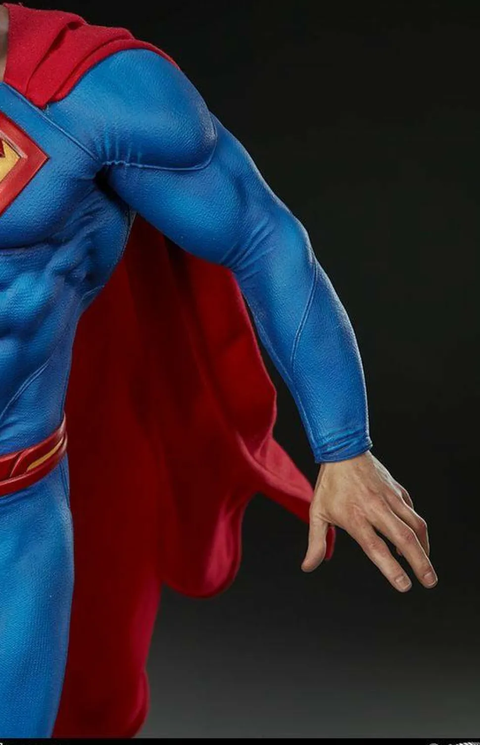 Superman - Superman Premium Format Statue