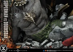 Superman - Superman vs Doomsday 1/3 Scale Diorama Statue