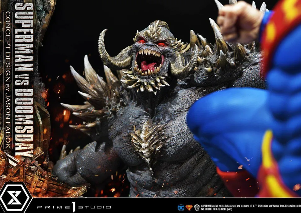 Superman - Superman vs Doomsday 1/3 Scale Diorama Statue