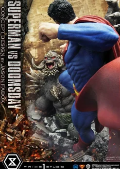 Superman - Superman vs Doomsday 1/3 Scale Diorama Statue
