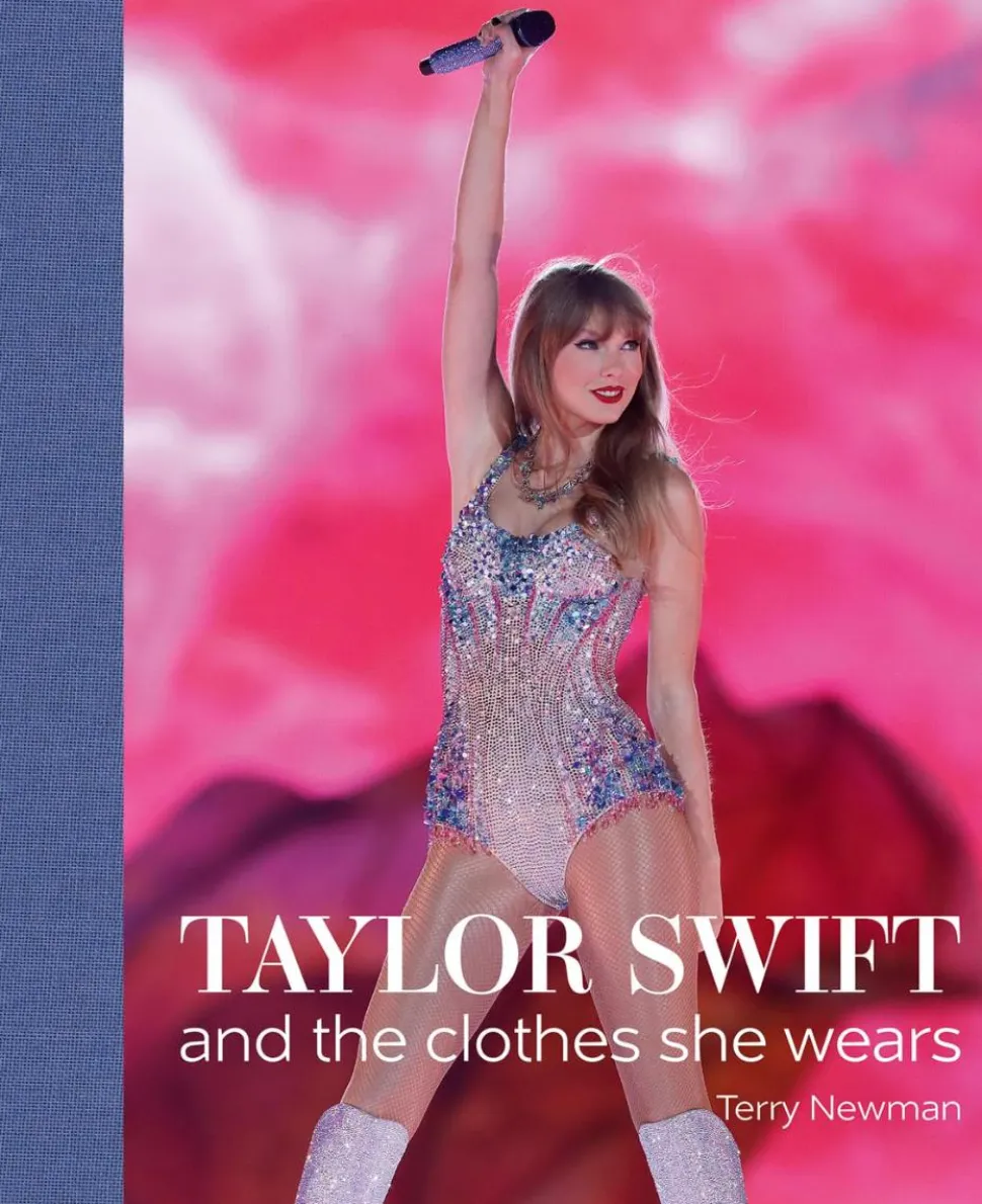 Taylor Swift - Taylor Swift and the Clothes She Wears Hardcover Book
