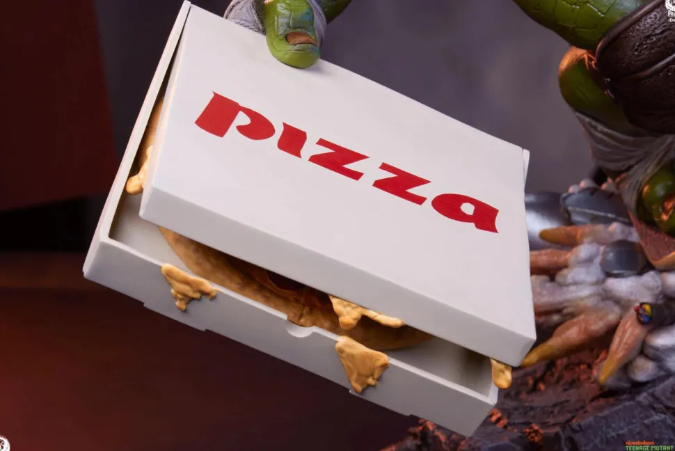 Teenage Mutant Ninja Turtles - Michelangelo Legends Deluxe 1/3 Scale Statue