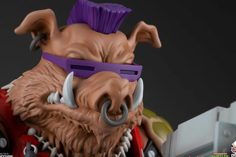 Teenage Mutant Ninja Turtles (1987) - Bebop 1/4 Scale Statue