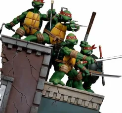 Teenage Mutant Ninja Turtles - Issue #1 Kevin Eastman Cover Version Deluxe 1/10th Scale Diorama Statue