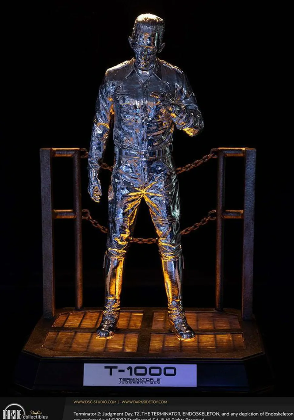 Terminator 2: Judgement Day - T-1000 Liquid Metal 1/3 Scale Statue