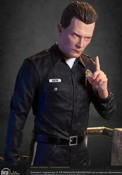 Terminator 2: Judgement Day - T-1000 1/3 Scale Statue