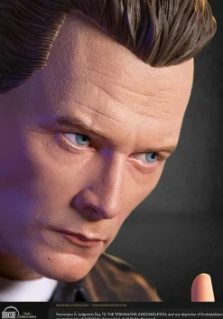 Terminator 2: Judgement Day - T-1000 1/3 Scale Statue