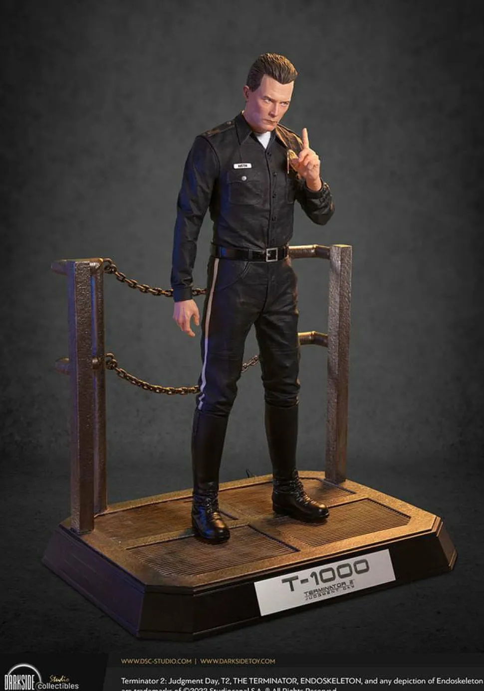 Terminator 2: Judgement Day - T-1000 1/3 Scale Statue