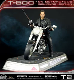 Terminator 2: Judgment Day - T-800 on Motorcycle 1/4 Scale Diorama Statue