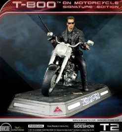 Terminator 2: Judgment Day - T-800 on Motorcycle 1/4 Scale Diorama Statue