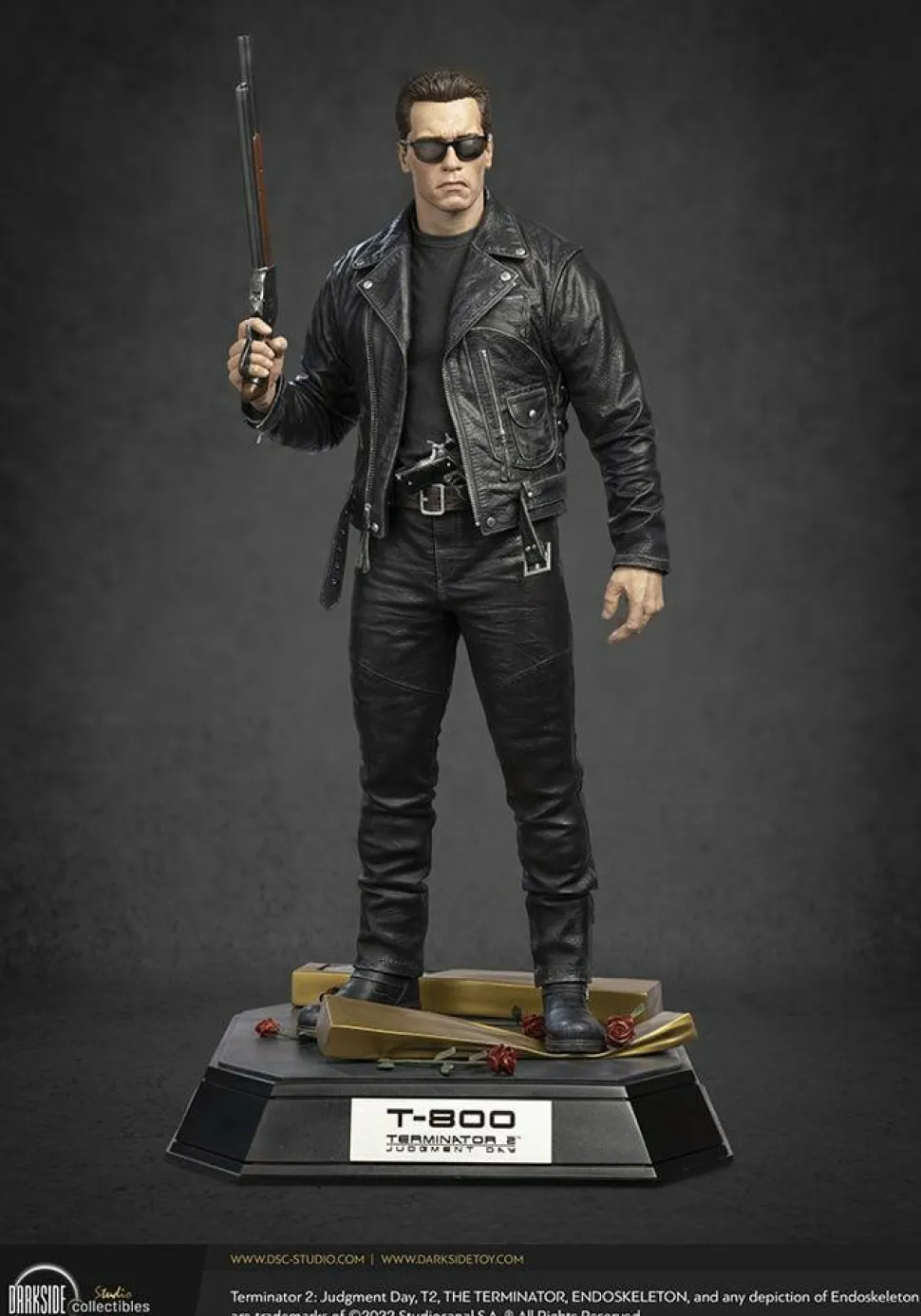 Terminator 2: Judgment Day - T-800 1/3 Scale Statue