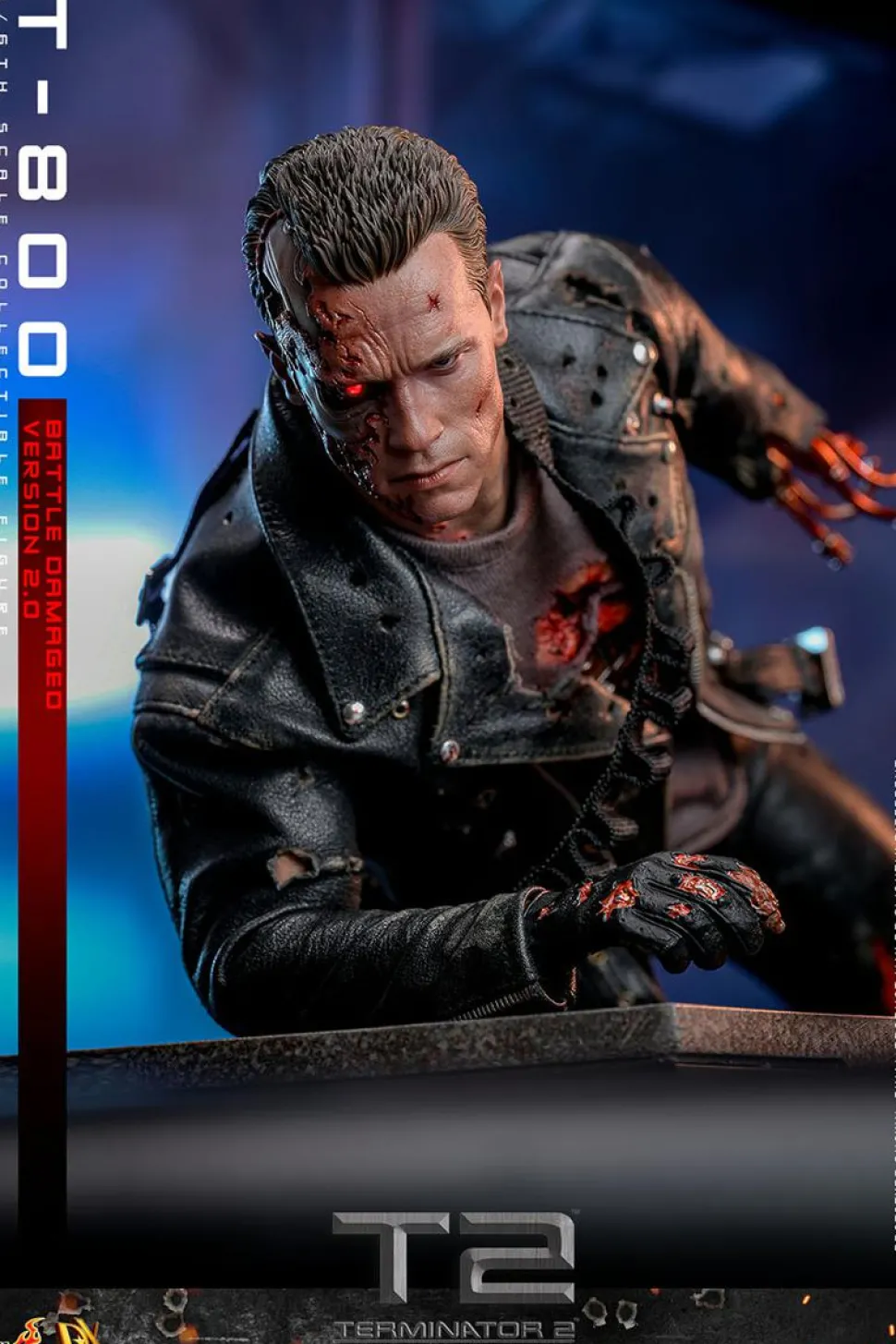 Terminator 2: Judgment Day - T-800 (Battle Damaged Version 2.0) 1/6th Scale Hot Toys Action Figure