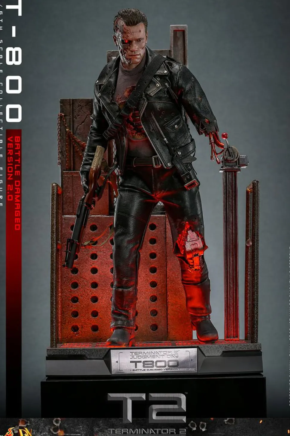 Terminator 2: Judgment Day - T-800 (Battle Damaged Version 2.0) 1/6th Scale Hot Toys Action Figure
