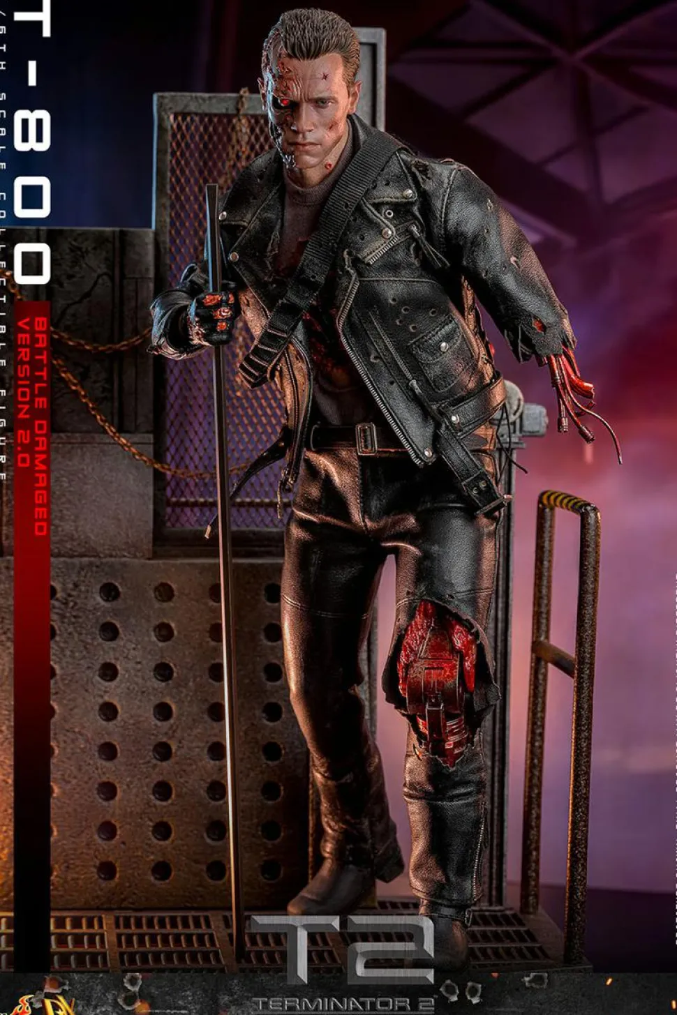 Terminator 2: Judgment Day - T-800 (Battle Damaged Version 2.0) 1/6th Scale Hot Toys Action Figure