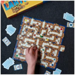 The Amazing Labyrinth - Board Game