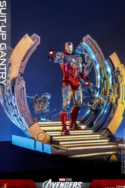 The Avengers - Suit-Up Gantry 1/6th Scale Hot Toys Statue Accessory