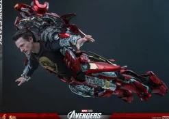 The Avengers - Tony Stark with Mark VII Suit 1/6th Scale Hot Toys Action Figure
