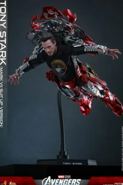 The Avengers - Tony Stark with Mark VII Suit 1/6th Scale Hot Toys Action Figure