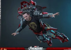 The Avengers - Tony Stark with Mark VII Suit 1/6th Scale Hot Toys Action Figure