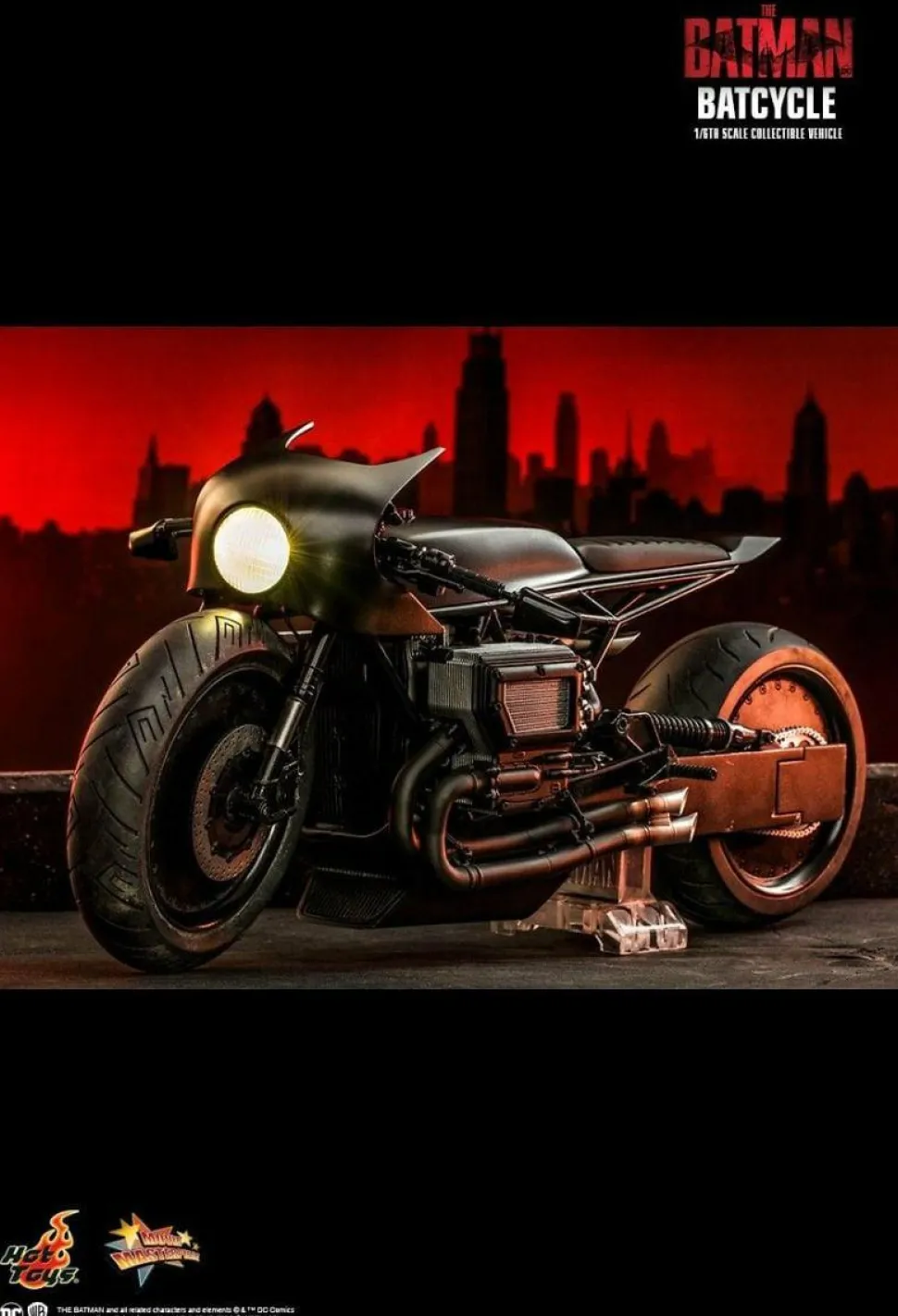 The Batman (2022) - Batcycle 1/6th Scale Hot Toys Action Figure Vehicle Accessory