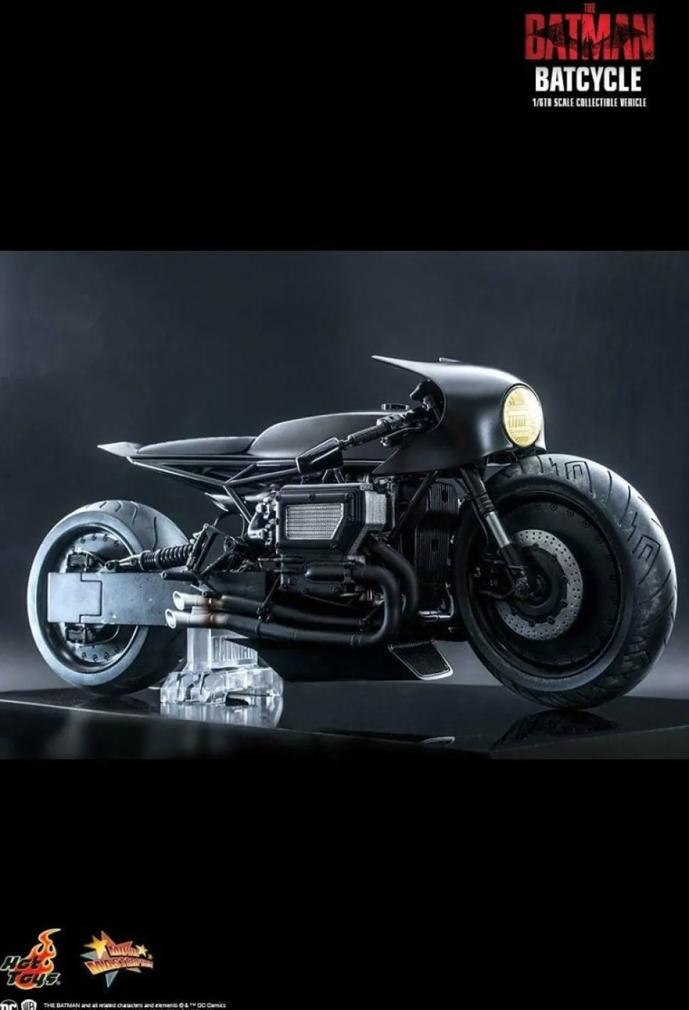 The Batman (2022) - Batcycle 1/6th Scale Hot Toys Action Figure Vehicle Accessory