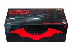 The Batman (2022) - Batman with Black Chrome Batmobile Hollywood Rides 1/24th Scale Die-Cast Vehicle Replica (2022 Convention Exclusive)