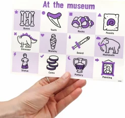 The Chameleon - The Chameleon Pictures Card Game