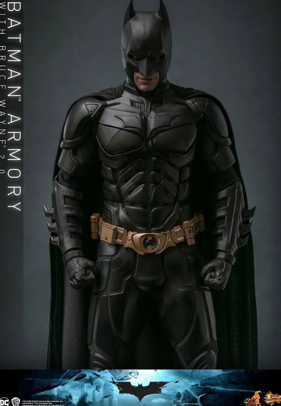 The Dark Knight (2008) - Batman Armory with Bruce Wayne (2.0) 1/6th Scale Hot Toys Action Figure Set