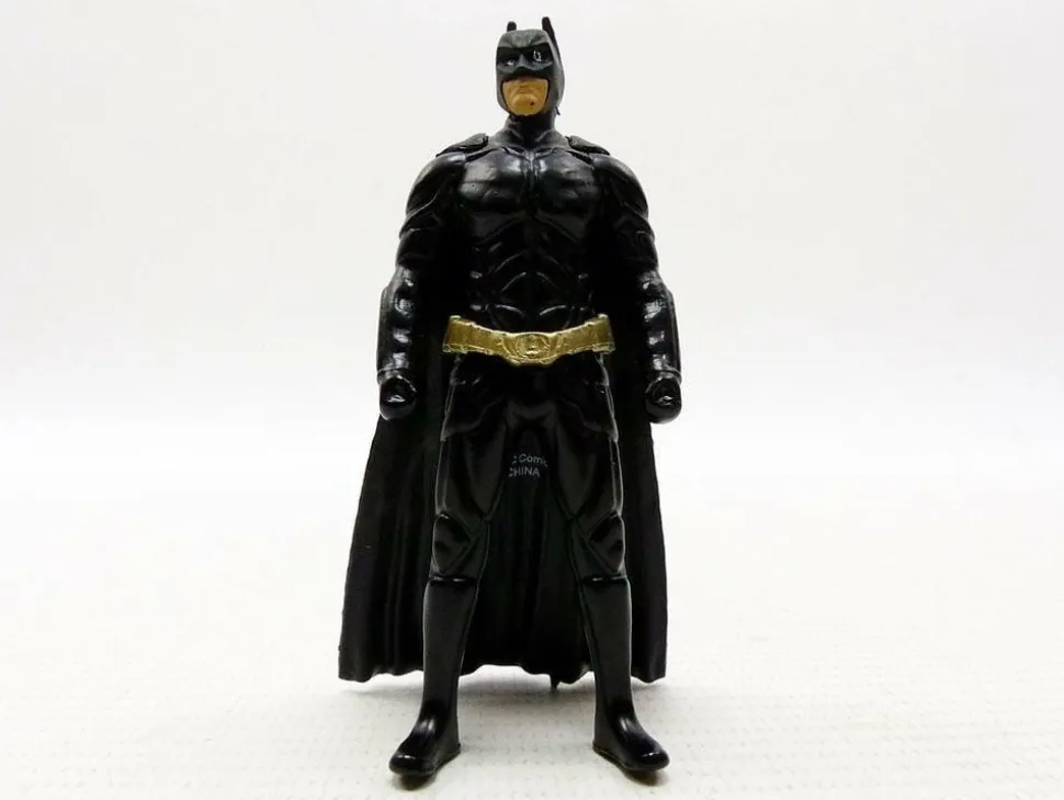 The Dark Knight (2008) - Batman with Batmobile Tumbler Hollywood Rides 1/24th Scale Die-Cast Vehicle Replica
