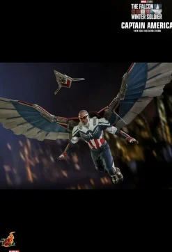 The Falcon and the Winter Soldier - Captain America 1/6th Scale Hot Toys Action Figure