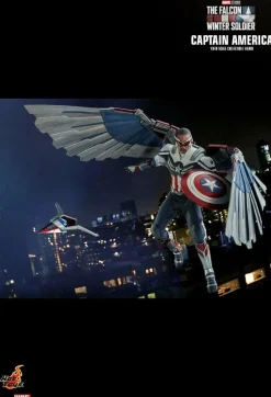 The Falcon and the Winter Soldier - Captain America 1/6th Scale Hot Toys Action Figure