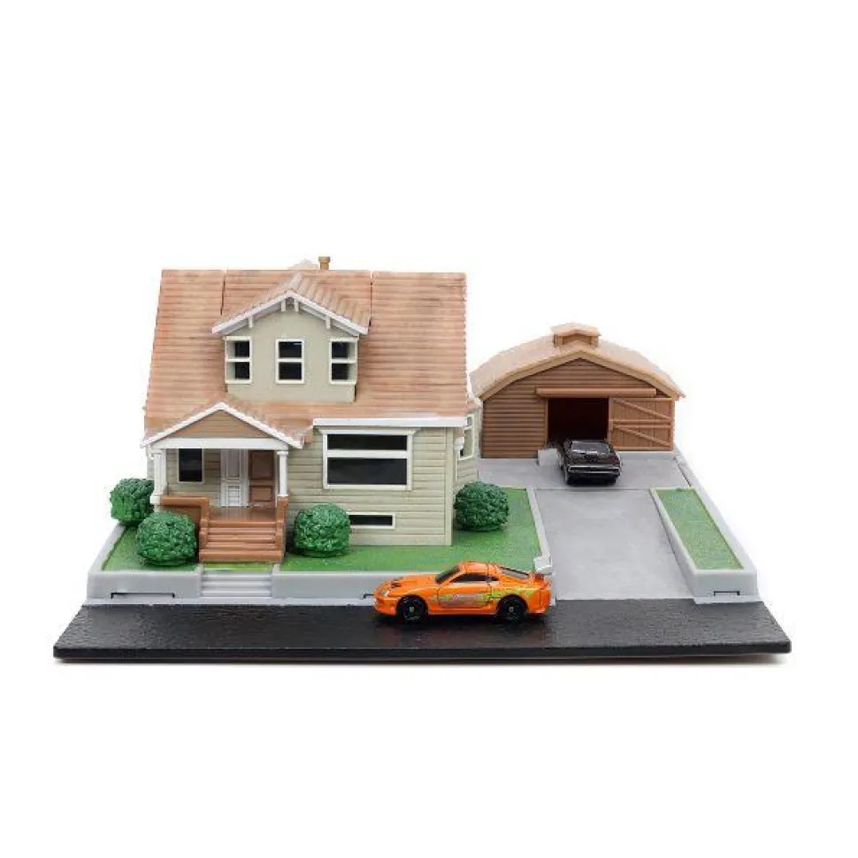 The Fast and the Furious - Toretto House NanoScene 1.5” Scale Die-Cast Vehicle Diorama Playset