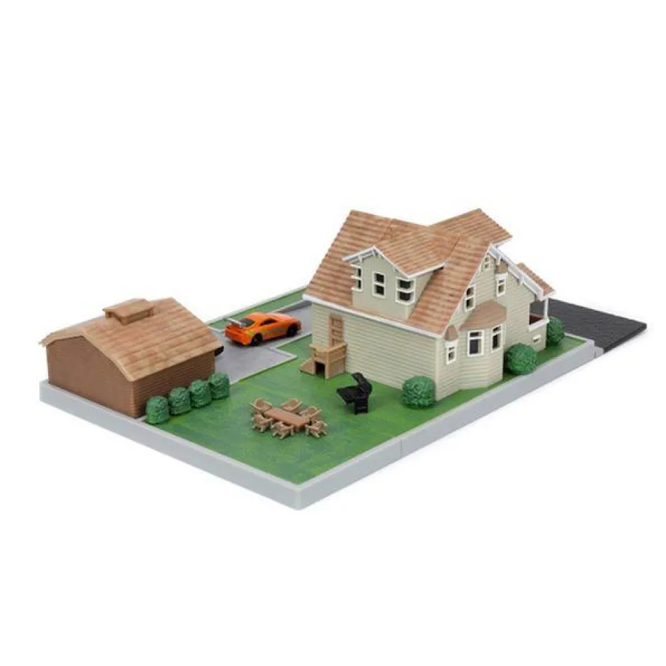 The Fast and the Furious - Toretto House NanoScene 1.5” Scale Die-Cast Vehicle Diorama Playset