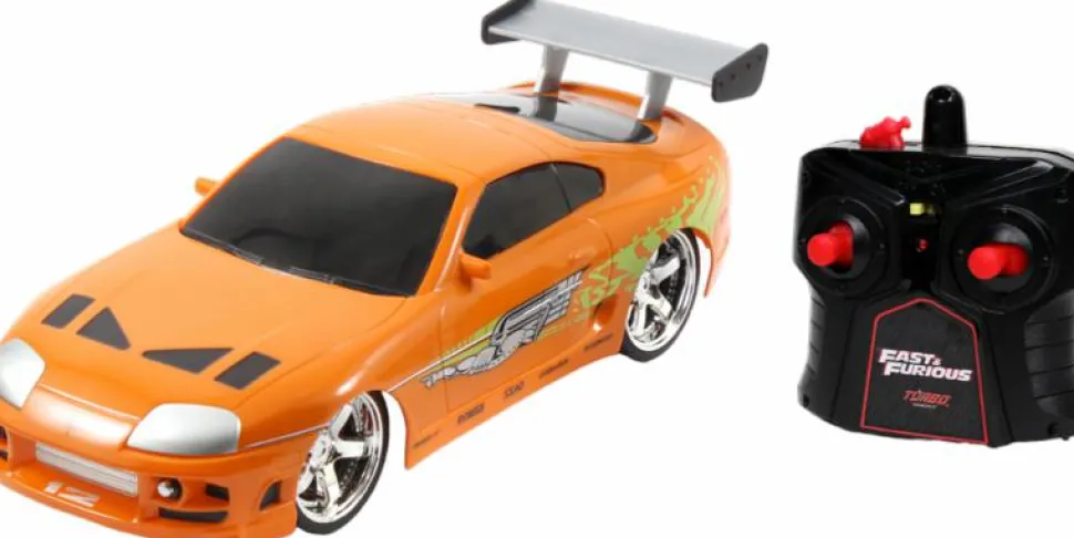 The Fast and the Furious - Brian's 1995 Toyota Supra 1/16th Scale R/C Remote Control Vehicle Replica