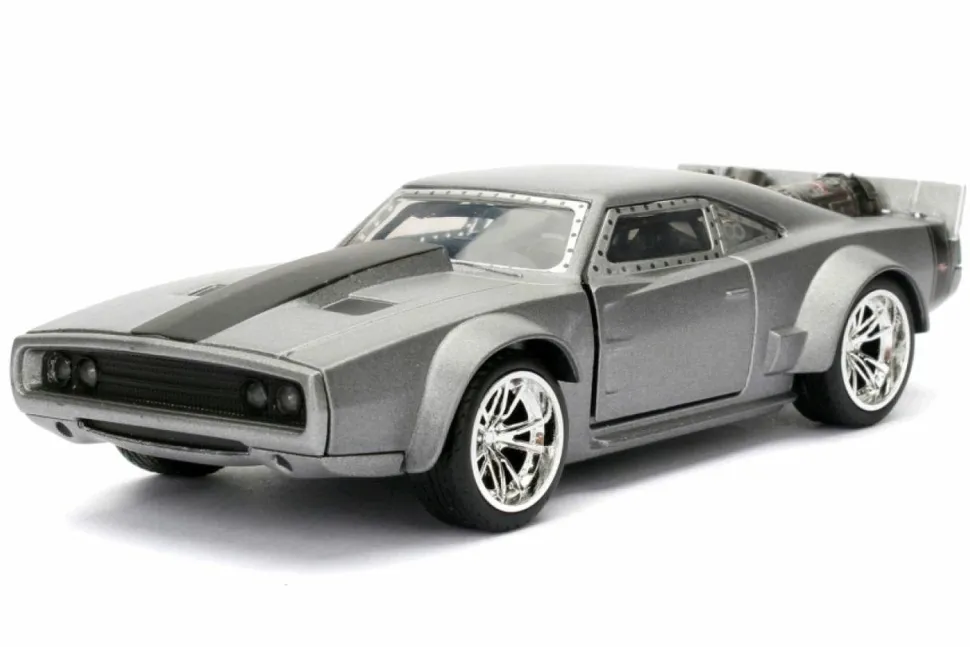 The Fate of the Furious - Dom's “Ice Charger” 1968 Dodge Charger R/T 1/32 Scale Metals Die-Cast Vehicle Replica