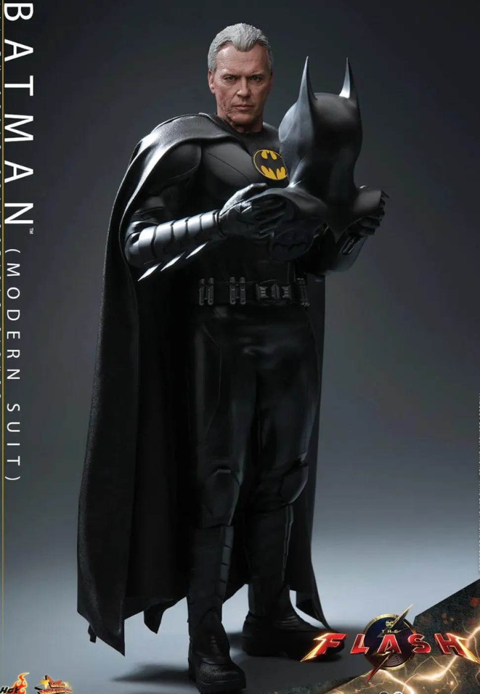 The Flash (2023) - Batman (Modern Suit) 1/6th Scale Hot Toys Action Figure