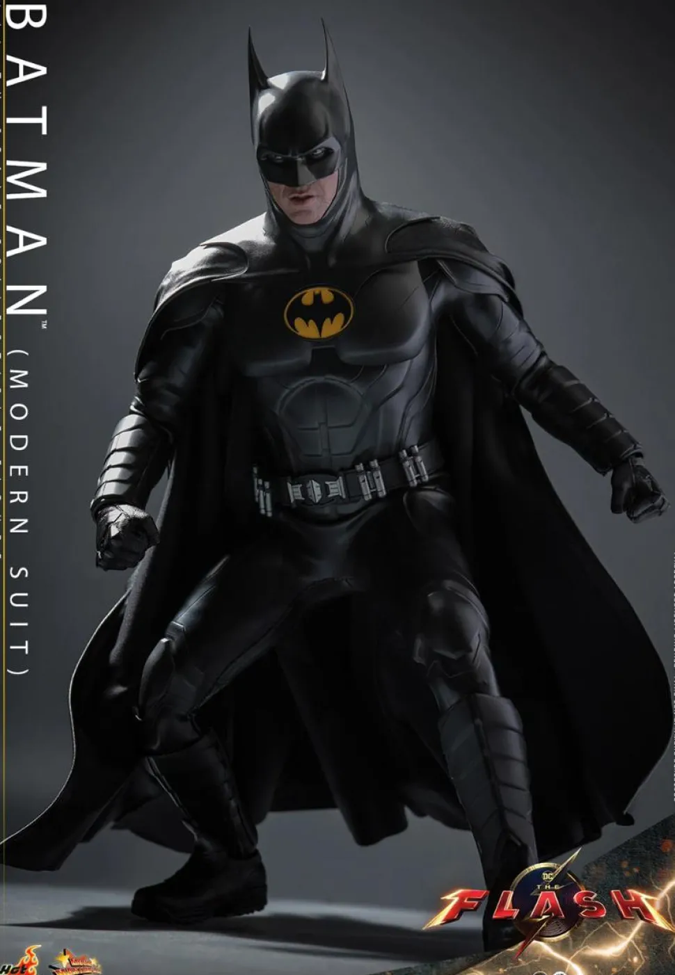The Flash (2023) - Batman (Modern Suit) 1/6th Scale Hot Toys Action Figure