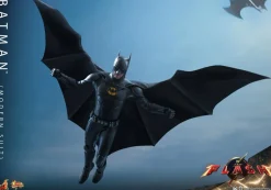 The Flash (2023) - Batman (Modern Suit) 1/6th Scale Hot Toys Action Figure